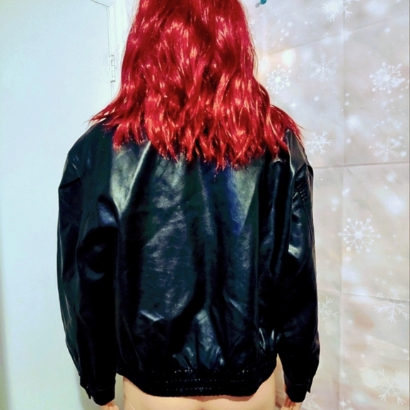 RETRO STYLE BLACK VEGAN LEATHER SNAP SIDE POCKETS WOMEN'S JACKET SIZE M - Picture 3 of 8